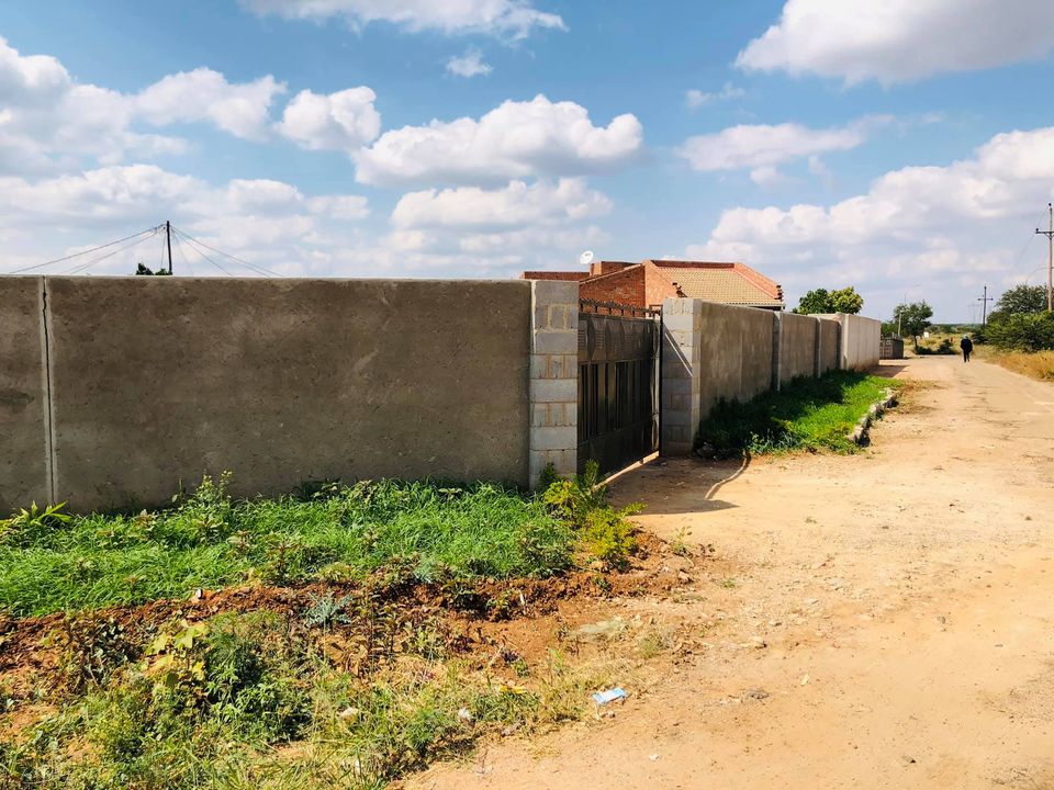 Mahatshula House Cottage For Sale In Bulawayo SAVEMARI