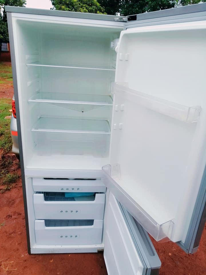 KIC 350Litres Upright Fridge Freezer For Sale SAVEMARI