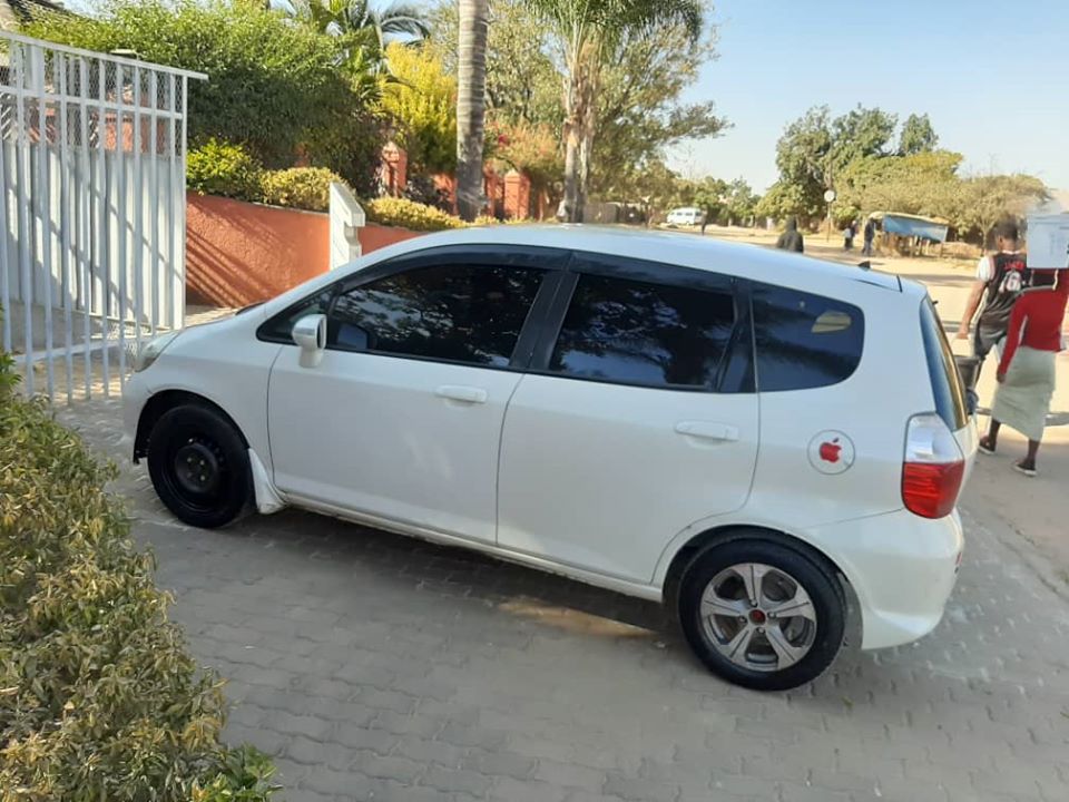 Honda Fit Car For Sale in Harare SAVEMARI