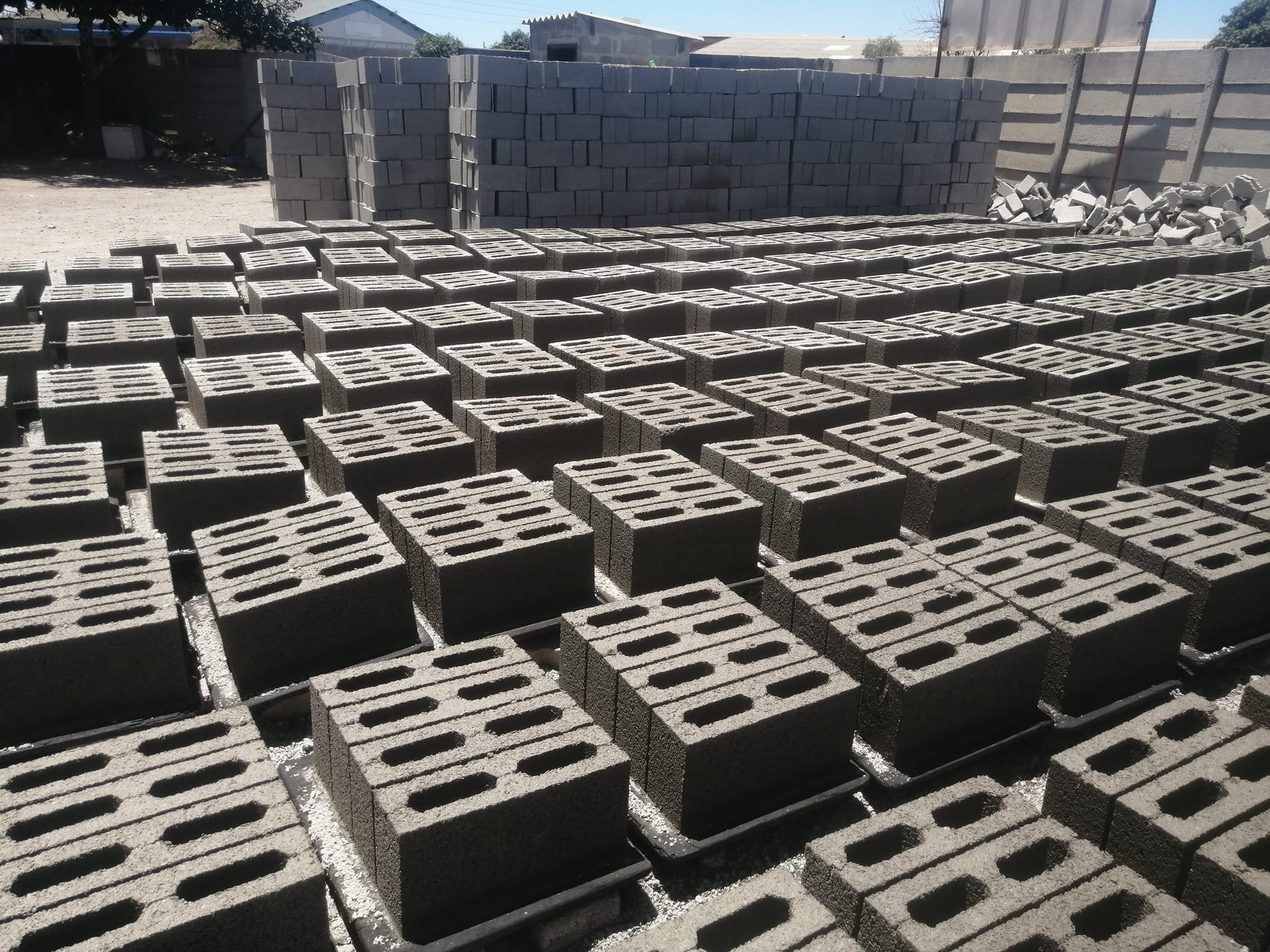 Machine Compressed Bricks For Sale SAVEMARI