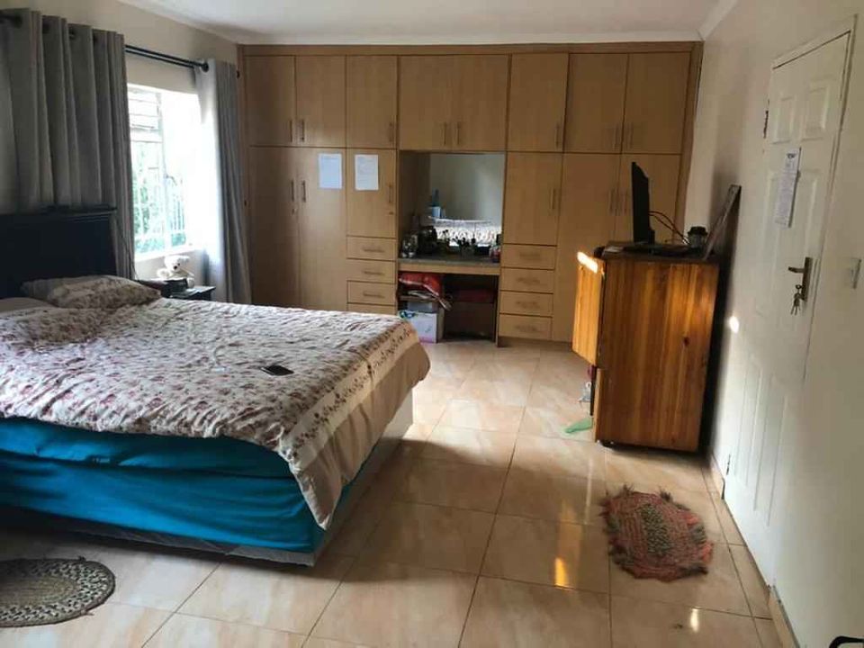 Chitungwiza Rockview Park ,Zengeza Neatly Built House For =Sale SAVEMARI