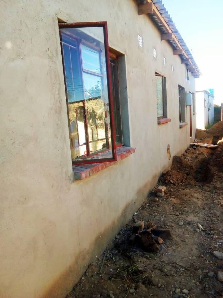 DEMA STAND* 600 cottage For Sale SAVEMARI